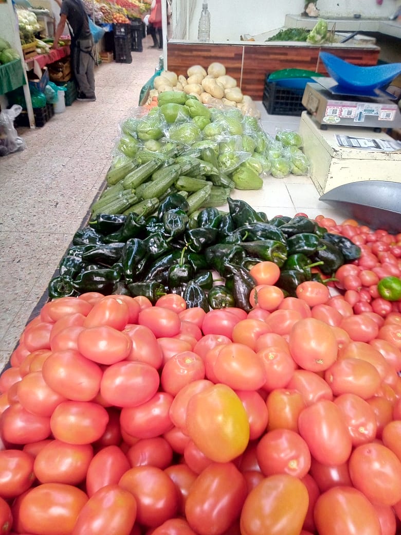 Mercado Martínez de la Torre - Frutas David